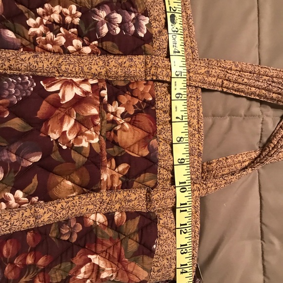 Quilted shoulder bag - Picture 9 of 16